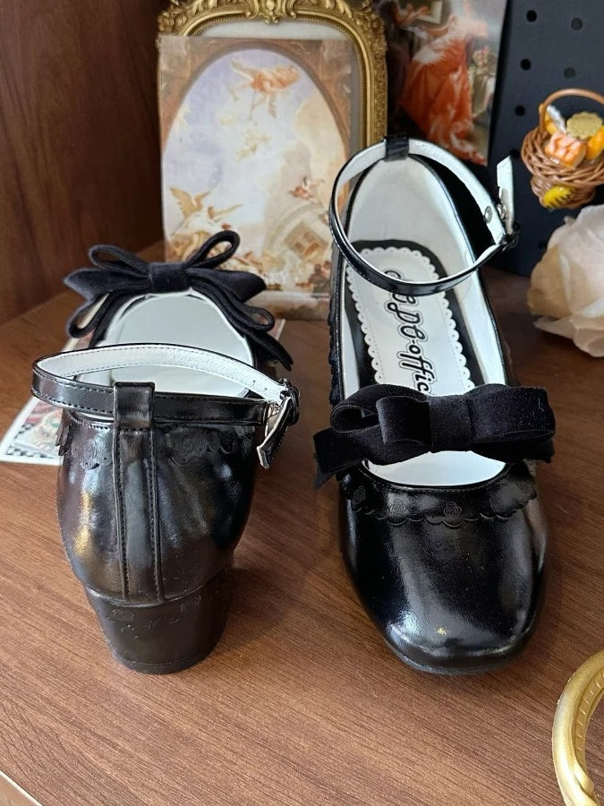 Low-heel Classic Mary Janes in PU with Floral Detailing, Bow Accent & Heart Closure