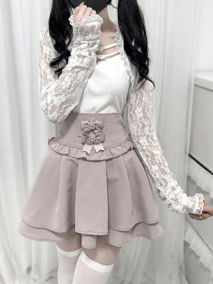 Jirai Kei Top mit Schleifen und Spitzenärmeln in Schwarz/Weiß