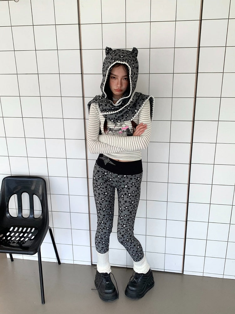 Retro Devil Trim Horn with Lace Star Pattern Scarf