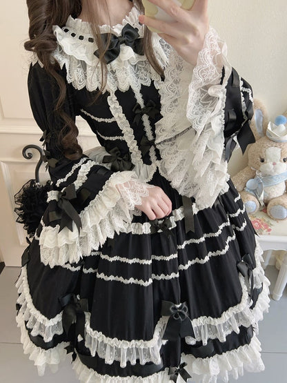 Sleeves Bell White Bow Decorations Black Lolita and Dress Hime Lace with Trims