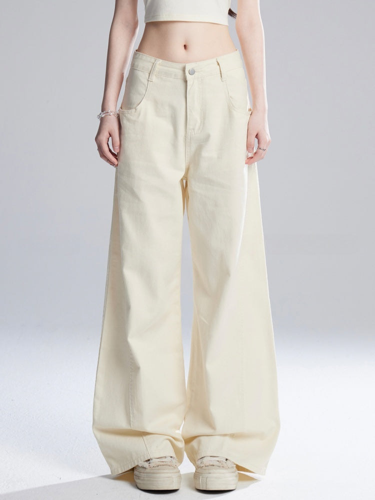 Aprikosenfarbene, bodenlange Hose mit weitem Bein und niedriger Taille