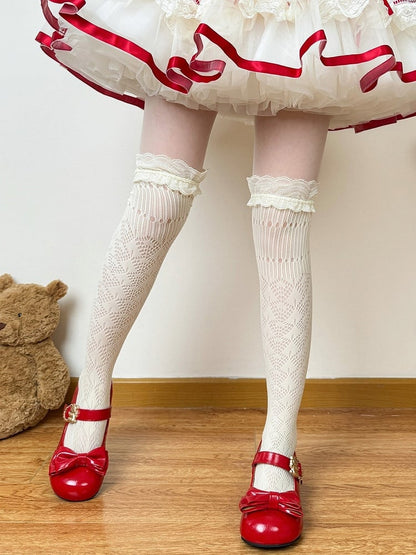 Overknee Stockings in White and Milk Yellow with Lace Accents - Fat Bear Story
