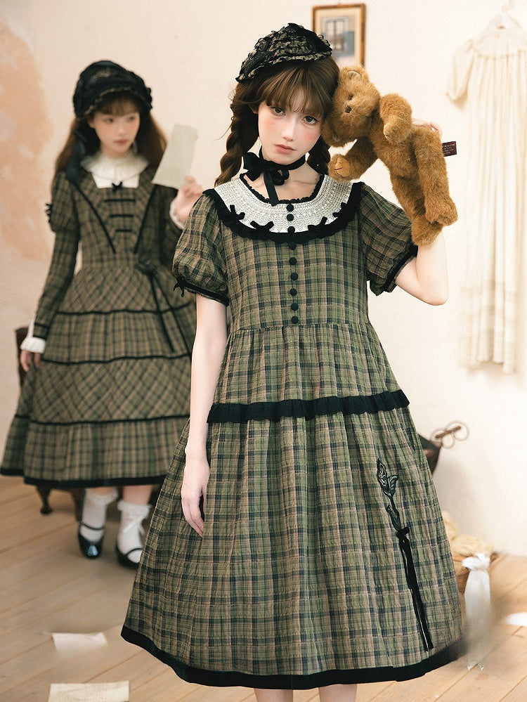 Klassische Stickerei Grün mit Ärmeln und Rose Eleganter Besatz Kurzes kariertes Lolita Schwarzes Kleid