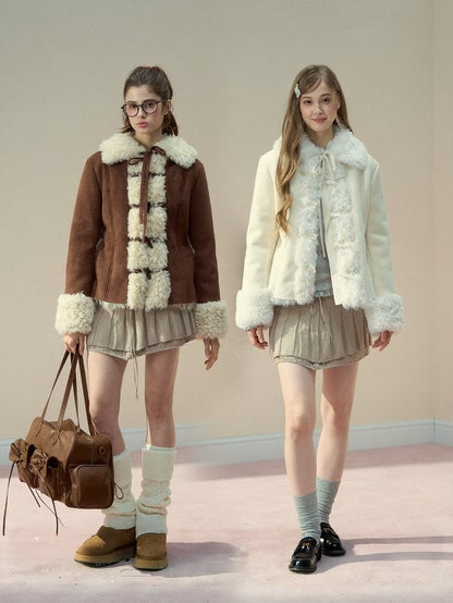 Fur Jacket Toggle with Beige Collar Vintage Button