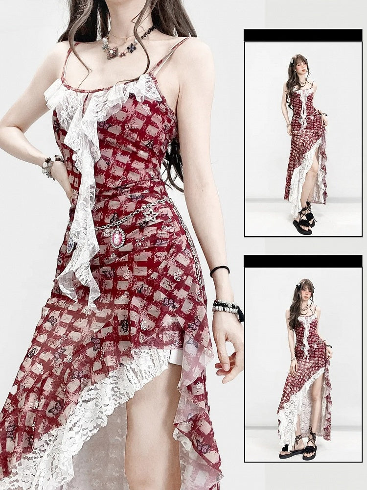 裾の華やかなほろ苦い柄の赤いスカートと白いドレスのキャミソールセット - チェック柄のレースの蝶の非対称 +