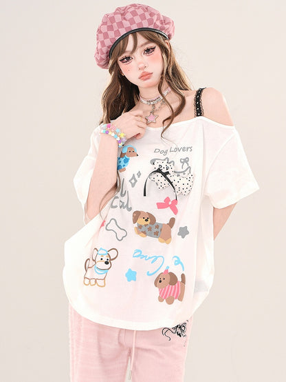 Weiß/Schwarzes lockeres T-Shirt mit asymmetrischem Ausschnitt und Cartoon-Welpen