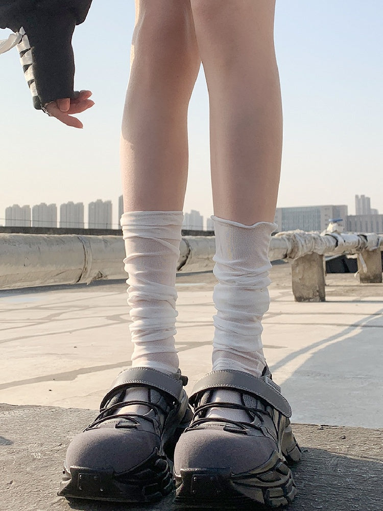 Beige/Rosa/Weiß/Hautfarbene, lockere Unterkniestrümpfe