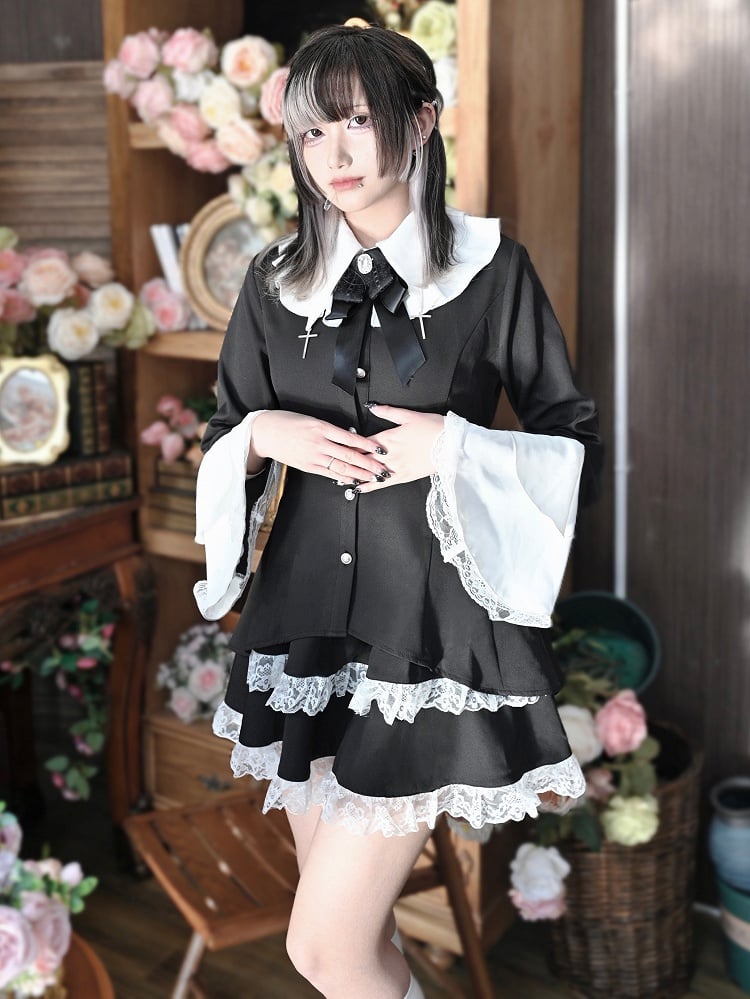 Tiered Lace Gothic Flat Skirt Collar with + Set: Two-Piece White and Black Bell Pointed Trim Sleeves Top