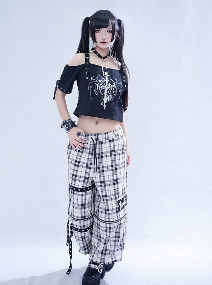 Off-White Plaid Pants with Detachable Legs & Chain Details - Tribuo Flos