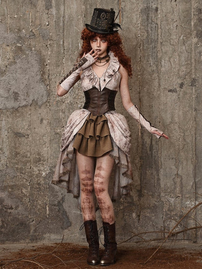 ブラウンのコルセットウエスト、フラウンスネックライン、ノースリーブトップス