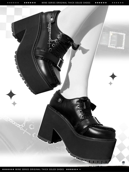 Matte Black Jirai Kei Platform Shoes | Detachable Cross Chain ，Rhinestone Buckle & Ribbon Lacing