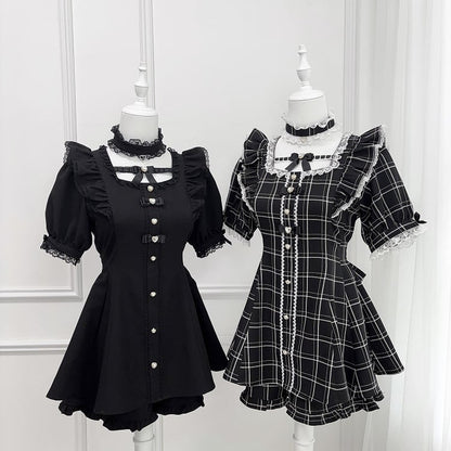 Weißes Choker-Set, schwarzes Jirai – Minikleid mit Flatterärmeln und Schleife am Rücken zum Selbstbinden + Shorts + und Kei-Plaid