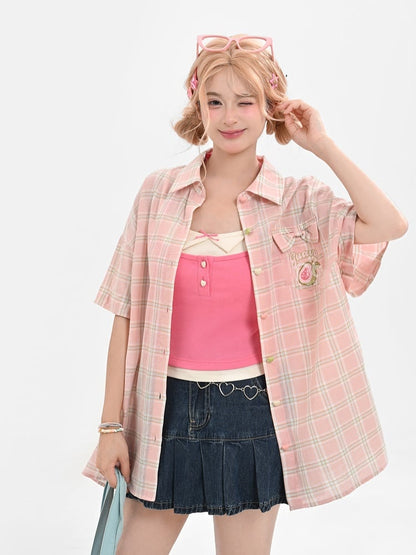 ピンクのグアバアップリケ付きセルフタイホルターネックトップフェイクツーピース