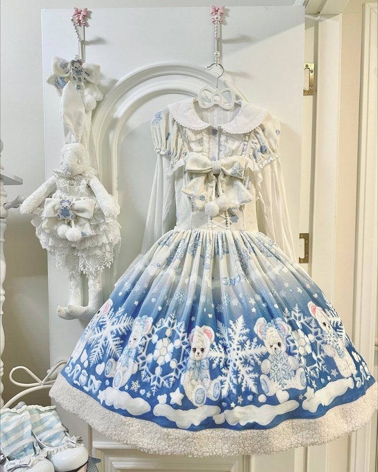 Süßes Lolita-Kleid mit Teddy- und Schneeflocken-Muster und Winterfleece-Saum