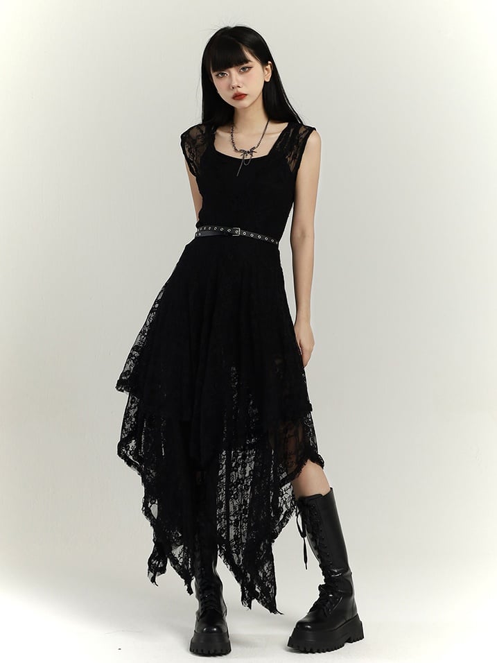 Gothic Black Round Neck Lace Handkerchief Hem Dress