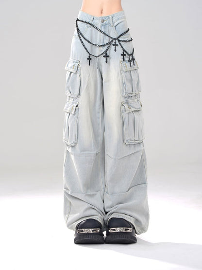 Hellblaue Cargo-Jeans mit Taschen