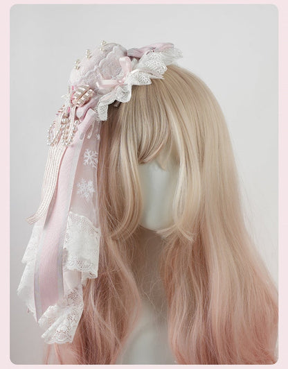 ピンクの大きなリボンレーストリム、スノーフレークビーズチェーンミニハット+スノーフレークレースベール