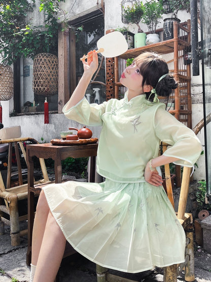 Green Willow and Swallow Print Cheongsam Light Style