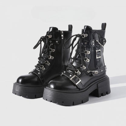 Chunky Gothic Black Details Pin - Martins