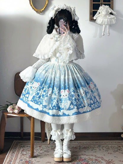 ホワイトのスカラップアイレットトリミング冬用フリースケープ