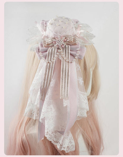ピンクの大きなリボンレーストリム、スノーフレークビーズチェーンミニハット+スノーフレークレースベール