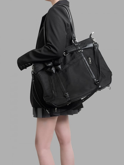 With Chic Bold Contrast Black Strap Details Large-Sized Tote