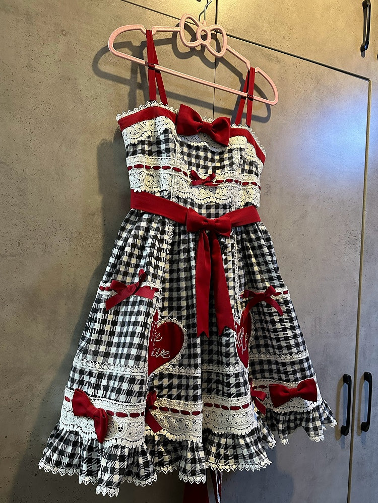 Altes Lolita-Kleid aus Baumwolle, weiß, schwarz, karierter Rock, Pullover und Schule