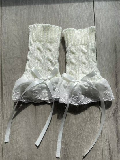 Lolita-Strickmanschetten mit weißer Schleife