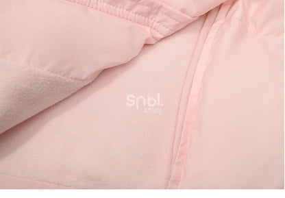 Rosa Daunenmantel mit Kapuze, Schleife und Horn-Knopf