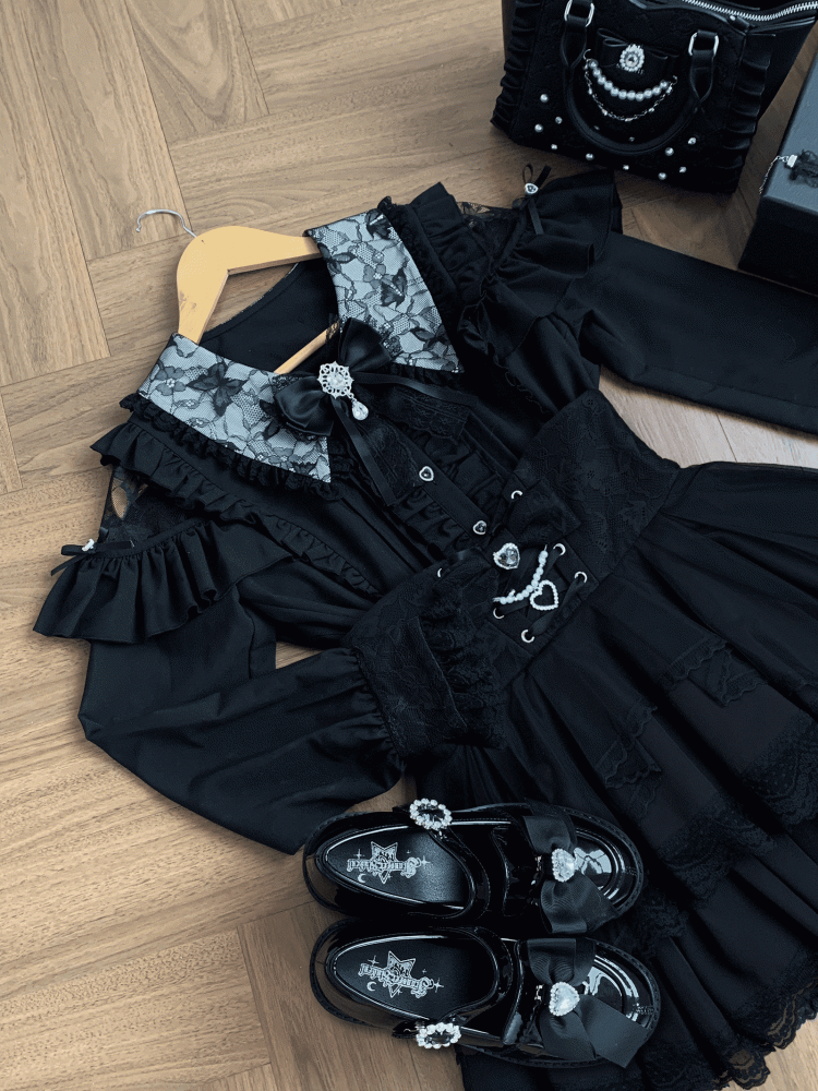 - Shoulders Blouse Kei Jirai Collar Black Lace-Cutout Pointed Gothic Style with