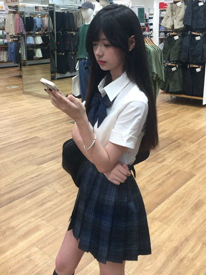 Weiße kurze Uniform im Preppy-Ärmel-Stil, JK-Shirt-Version