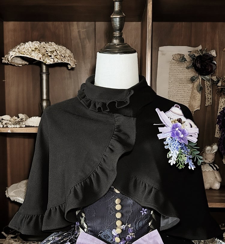 Trimming Lolita Ruffle Black Cape