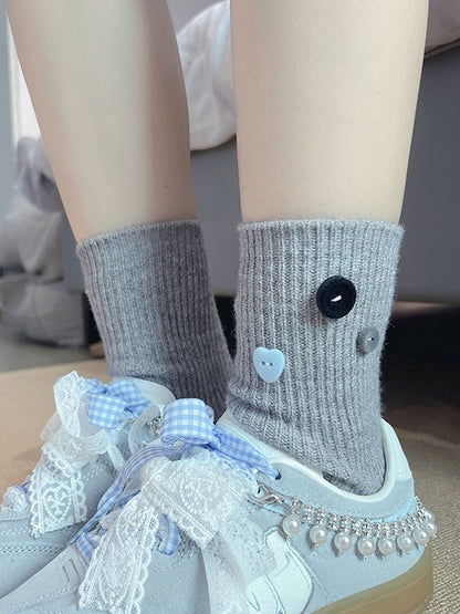 Milk White Sweet Button Decorated Calf Socks