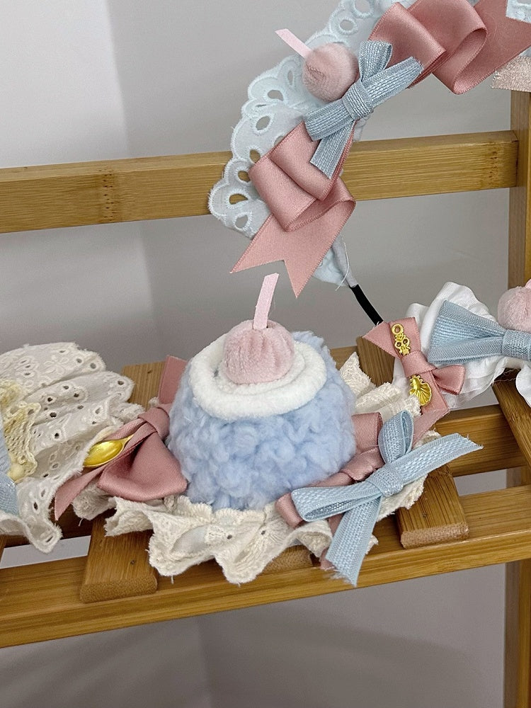 Kirsch-Mini- und Dekorations-Kuchenhut mit süßen blau/rosa Schleifen Lolita