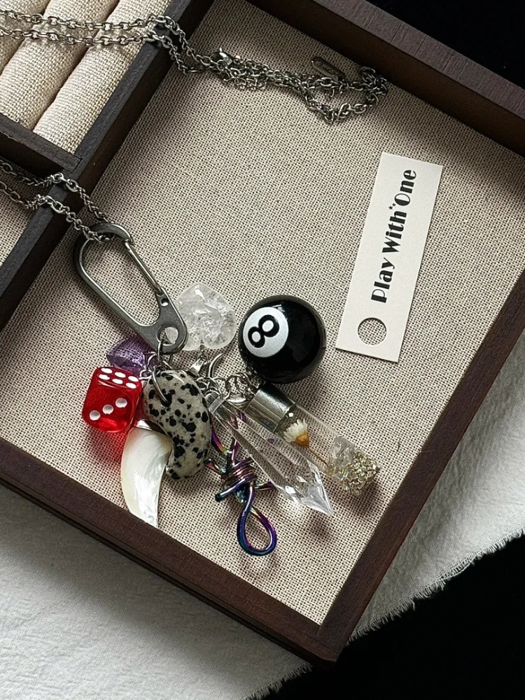 Y2K Silber Würfel Billard Ball Charm Schlüsselanhänger