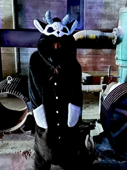 Schwarz-weißes Gothic-Winter-Pyjama-Set aus Plüsch mit Hose