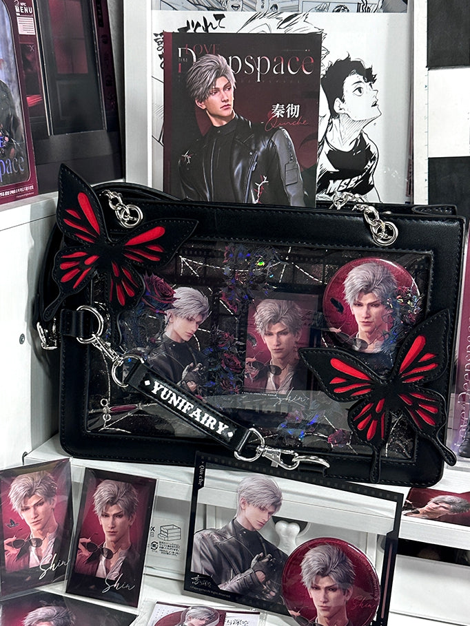 Ita Butterfly Schultertasche mit roten Details und Fassungsvermögen und Gold – Spiderweb Small