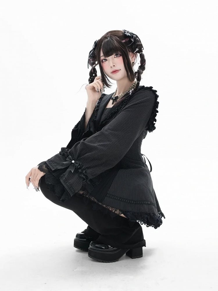 Coord Striped Jirai Shorts Lace Threading Top with Collar Kei Black Bell Gothic + Matching Set: Sailor Sleeves