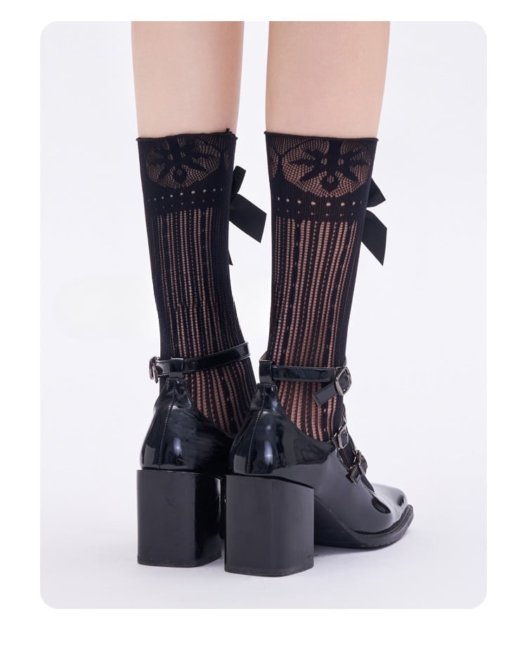 Black/White Semi-sheer Bow Lace Calf Socks