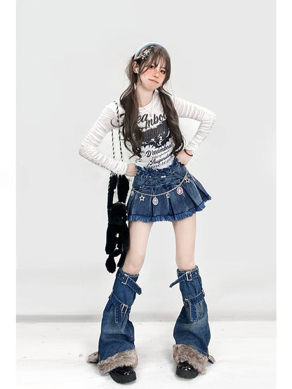 ダークブルーのダメージトリムボックスプリーツデニムグラマラススカート