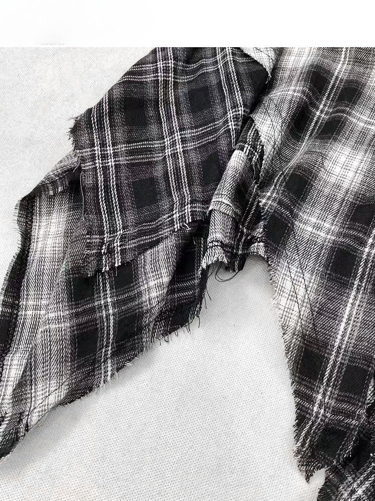 ダイタイデザイン + チェック柄キャミソールドレス トップネック アシンメトリースカートディテール ホワイト ブラックヘム ホルターネック スパイダーウェブ