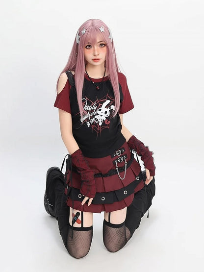 レッド/ピンク/パープルのTシャツプリントスリーブ付きY2Kカットアウトショルダースパイダーウェブ