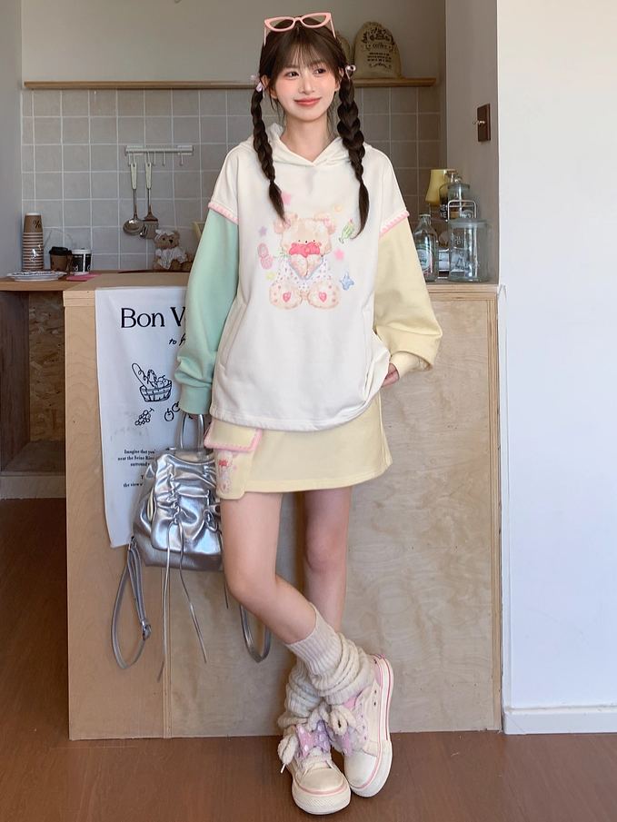 Herbst und Saum Grün Gelb Colorblock Design Teddybär Print Kordelzug Hoodie