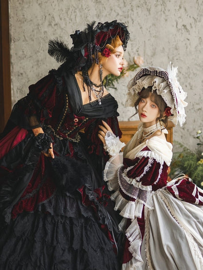 / White Black Necklace Beaded