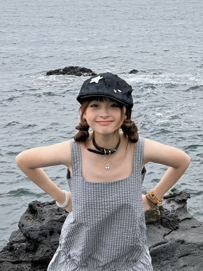 Y2K Beret Hat with Star Decoration - IVONA boutique