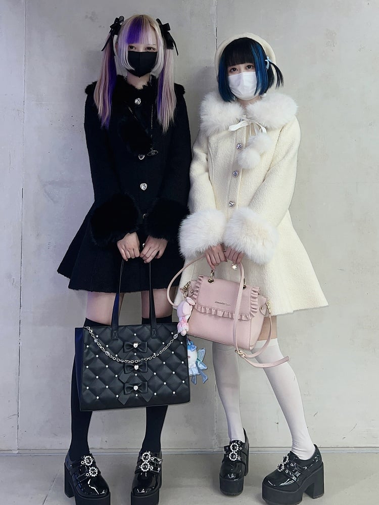 and Furry with Coat Kei Jirai Black Cuffs Slim-Fit Rhinestone-Embellished Collar