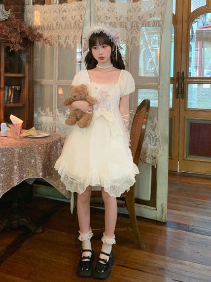 Süße Märchen Druck Apricot Square Puff Short Casual Bow Big Lolita Kleid Taille Ausschnitt Ärmel und