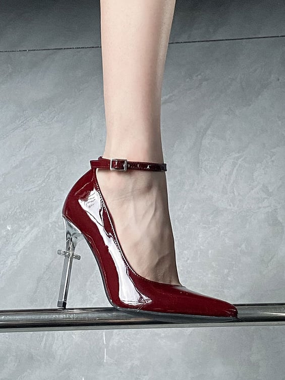 Design Roter Absatz Spitzzehe Gothic High Cross Heels