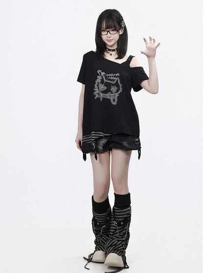 Black Bloom Shorts with Buckle Strap Detail - PINK SAVIOR