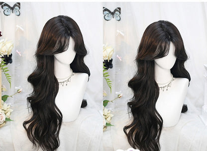 Schwarzer Tee, gewellte Unterbrustperücke mit Vorhangpony